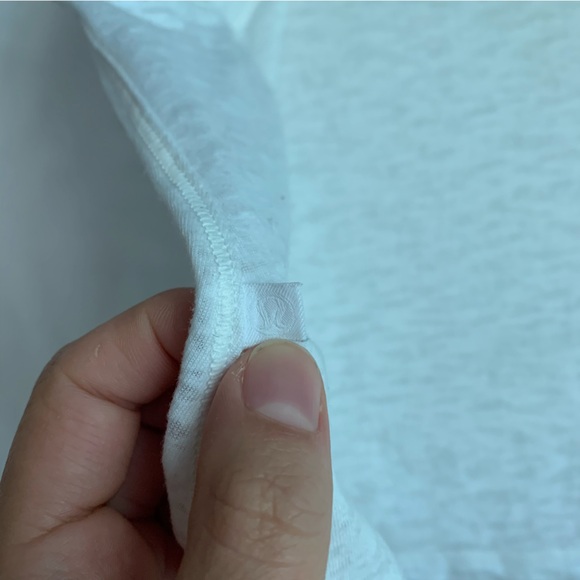 Lululemon Lightest Cropped Tank - Picture 5 of 5